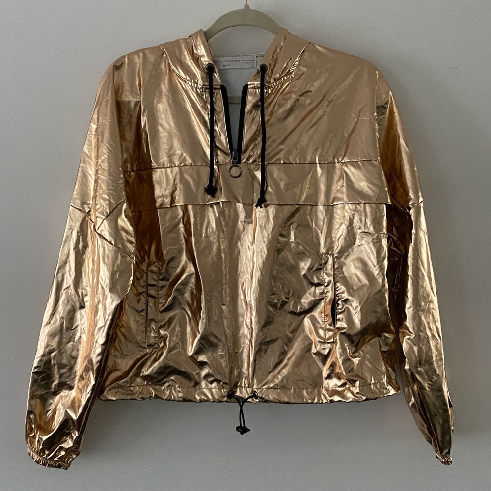 NWOT Rose Gold Womens sz 5-7 Poncho/windbreaker